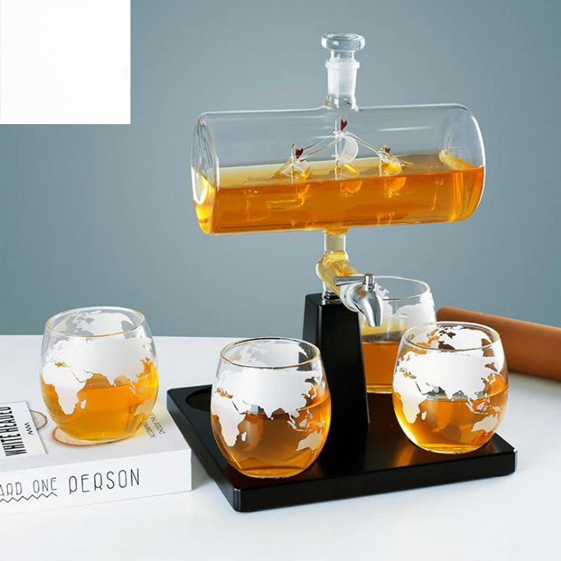 Графин для виски с античной фо – обзор и цена Decanter Globe Set